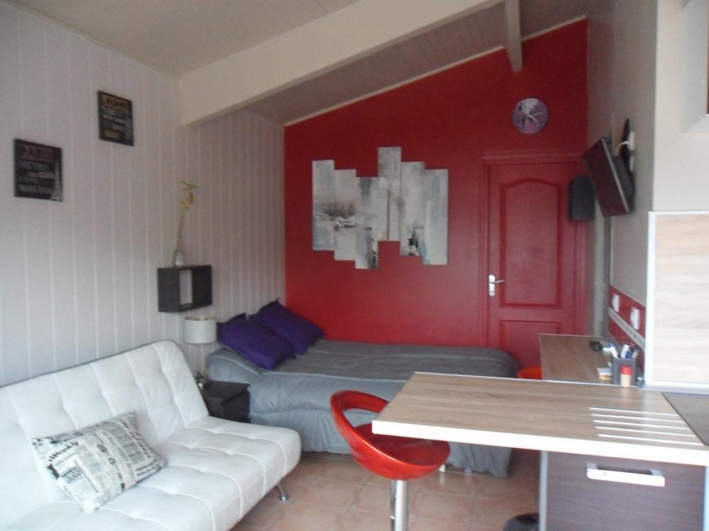 Le Tamaris Apartment Saint-Laurent-dʼAigouze Cameră foto